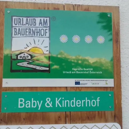 Familienbauernhof Burtscher